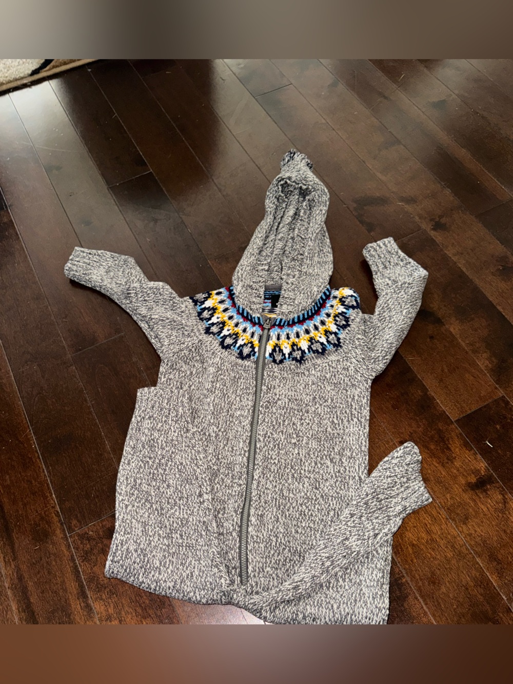 EUC ROOTS Gray Hooded onsie with Multicolor